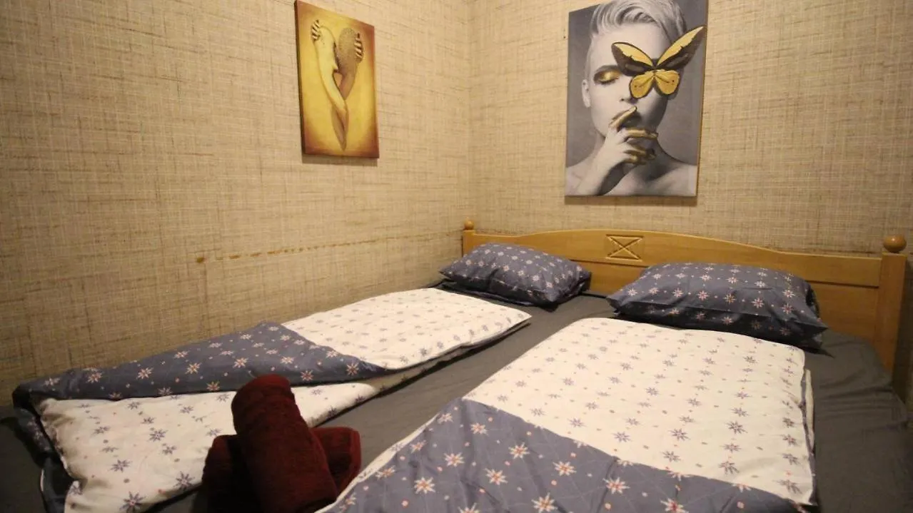Cozy Apartment In Alserstrasse Area Th Βιέννη