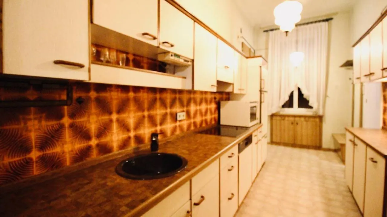 Cozy Apartment In Alserstrasse Area Th Βιέννη