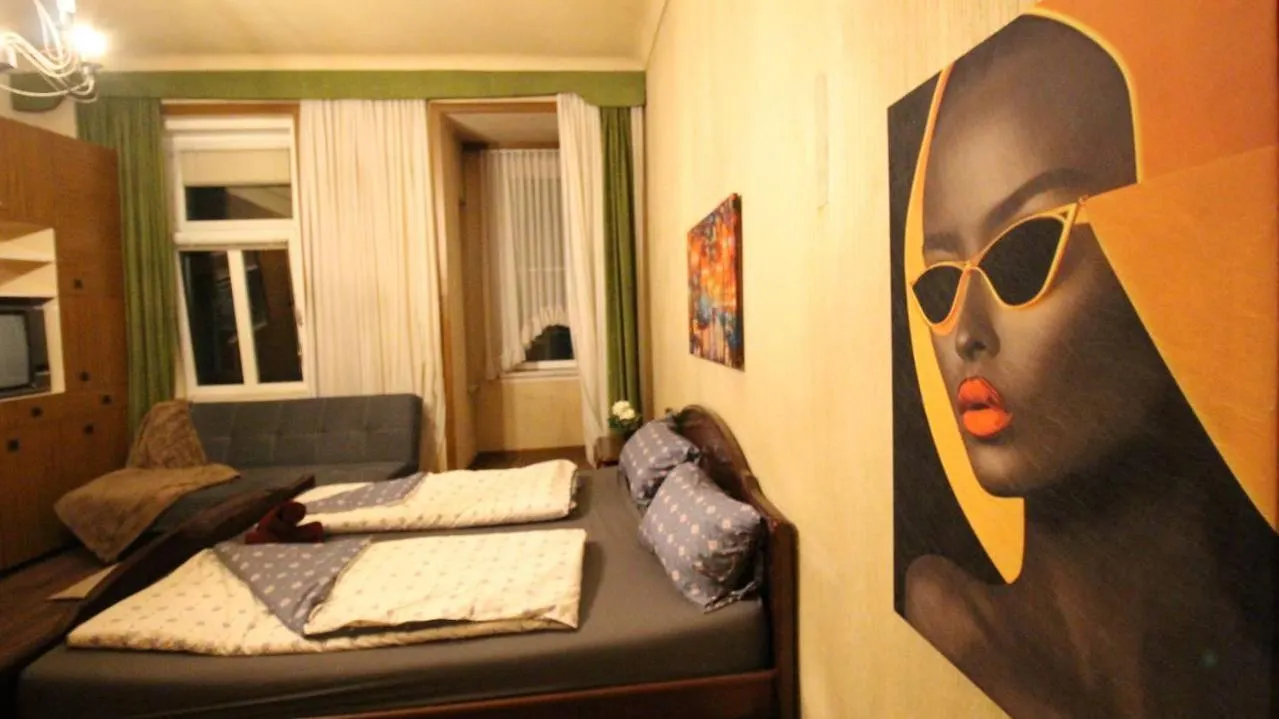 Cozy Apartment In Alserstrasse Area Th Βιέννη